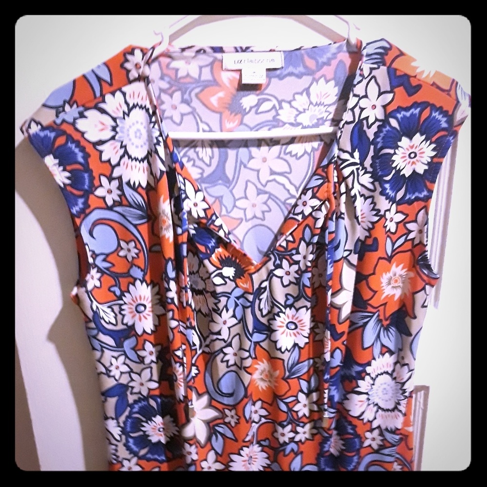 Dressy blouse - no sleeves